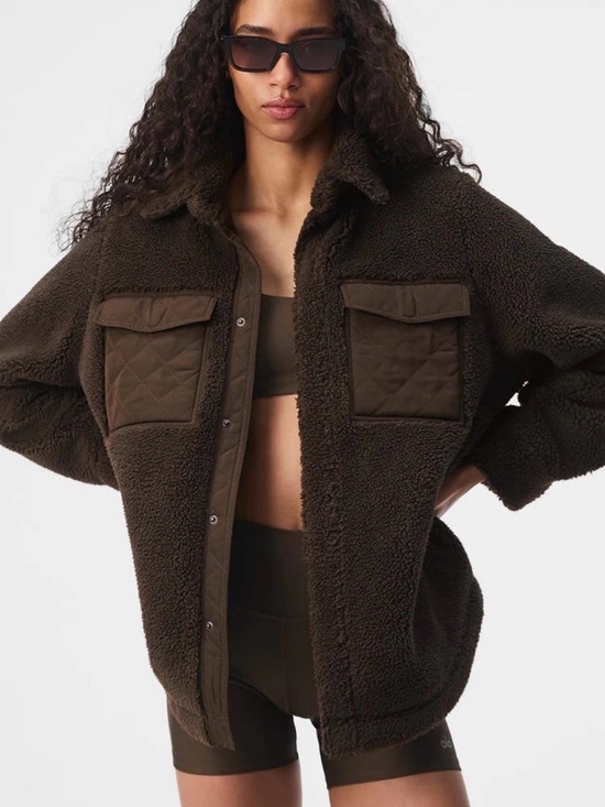 ALO Yoga Jackets & Blazers - Alo Yoga Espresso Sherpa Edge Shacket Oversize  Size XS